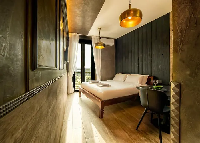 Galileo Balcony By Station *