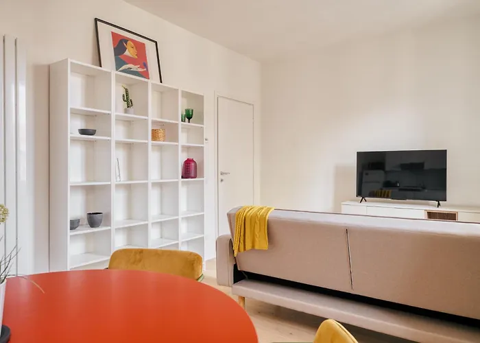 Apartament Modern And Strategic 1-br Flat D - Station Mediolan