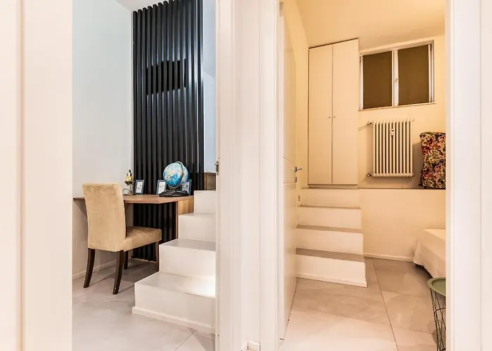 Modern Design 5 Minutes San Raffaele * מילאנו