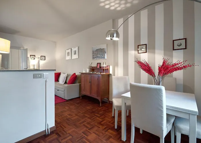 Апартаменты Niccolini 33 In Sarpi