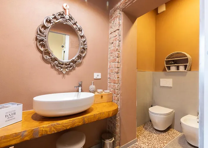 Charm Two-room Bocconi Navigli Darsena Апартаменты Милан