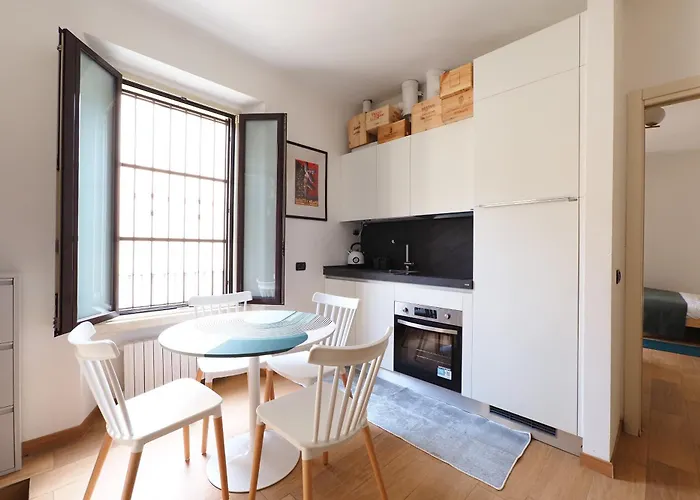 Casa Raffaello, Bohemian Chic Nel Cuore Di Wagner Милан