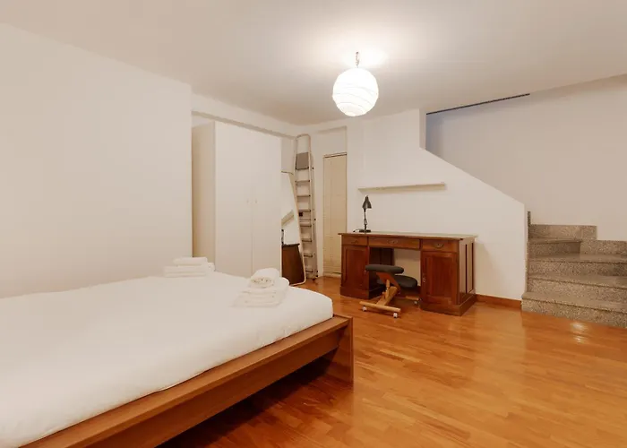 아파트 Guesthost - On Two Levels *