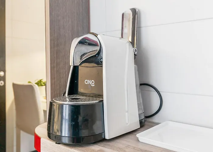 New Near Station 3 Bedroom Appartamento Milano