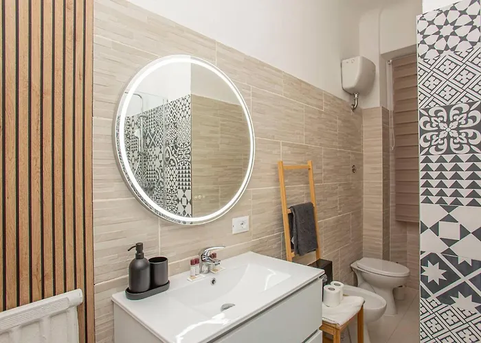 Apartament Stayeasy Monti29 - Cadorna & Castello Sforzesco Mediolan
