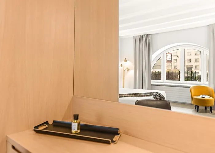 Stayeasy Rosales - Porta Garibaldi Design Flat *