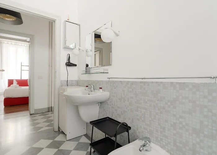 Guesthost - Cozy Terrace Pagano M1 * Milano