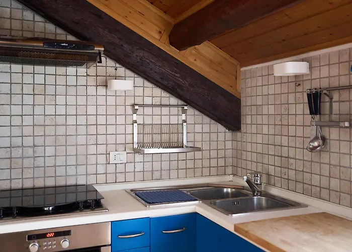 Luxury Penthouse Porta Romana شقة ميلان