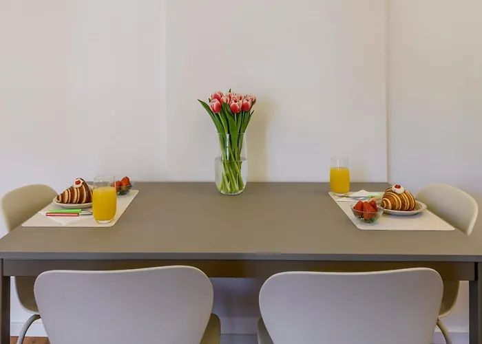 Station - Modern With Balcony Appartamento *