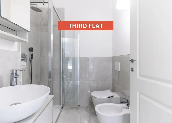 Duomo 8 Min Walk - 3 Indipendent Flats Lejlighed