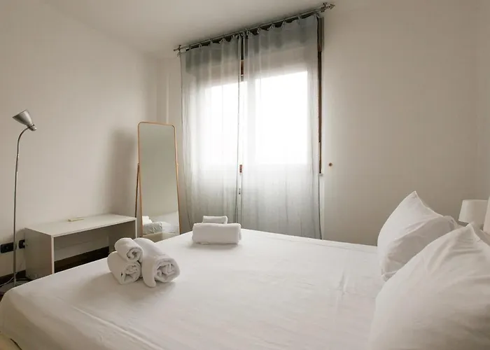 La Casa Di Marco - Luminoso A 2 Minuti Dalla Metro *