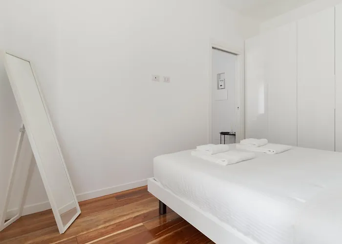 Guesthost - Comfy Ghisolfa Lägenhet