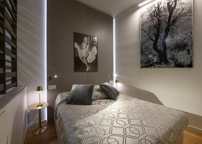 Gian Giacomo Mora, 13 Raffinato Monolocale In Centro 아파트 *