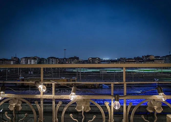 Galileo Balcony By Station * 밀라노