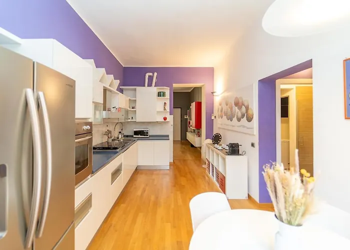 Three-room In The Heart Of Mediolan