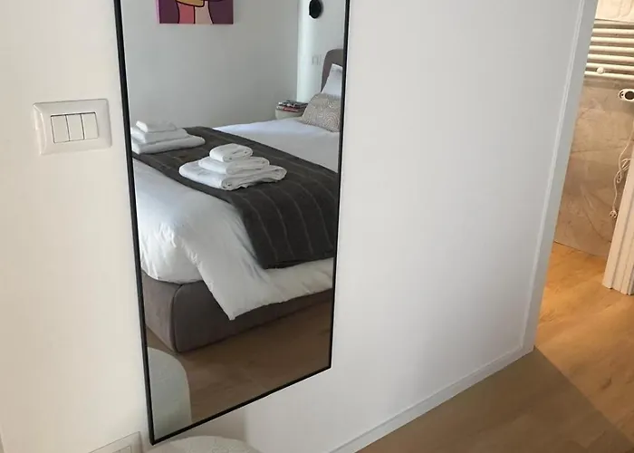 Aura Navigli * 밀라노