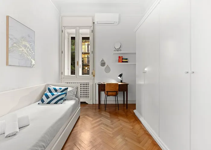 Duomo Center Linate Luxury With Sauna Apartamento