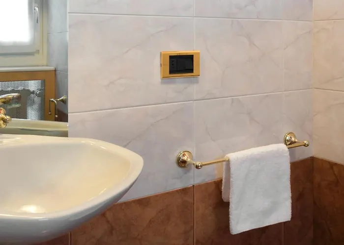 Lejlighed Elegant Luxury In Historic Center - M2