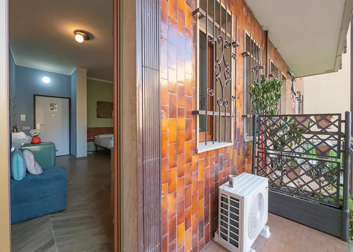 Xenia - At Via Boncompagni 7