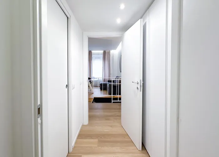 Boutique 60mq Tra Sempione & Citylife With Space