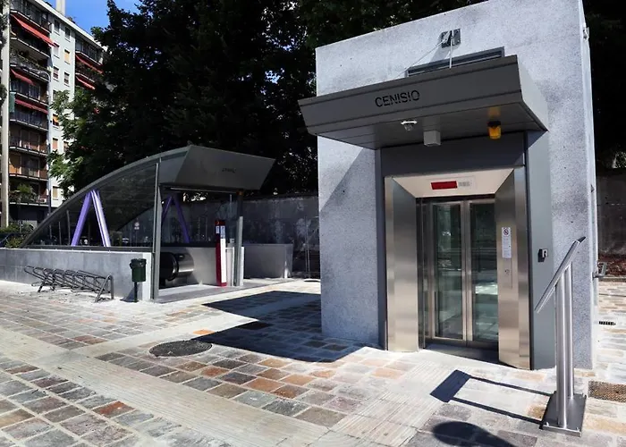 Urban Loft Caracciolo74 Metro M5 - Comfort, Style شقة ميلان