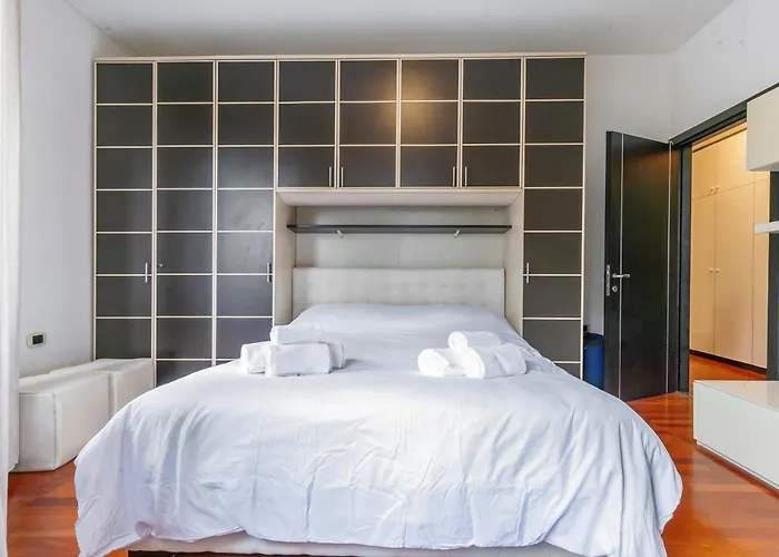 New Near Station 3 Bedroom Appartamento *