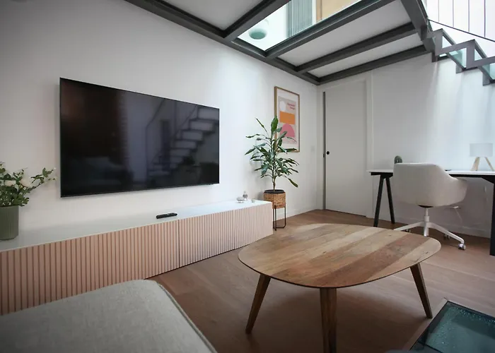 דירה Cozy And Elegant Design Loft *