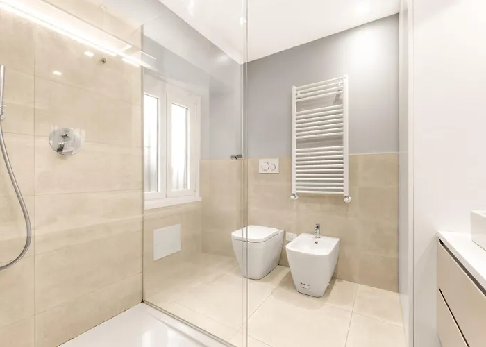 Stayeasy Rosales - Porta Garibaldi Design Flat Apartmán