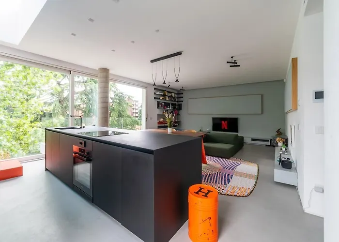 Luxury Penthouse, Exclusive Design & Private Garage