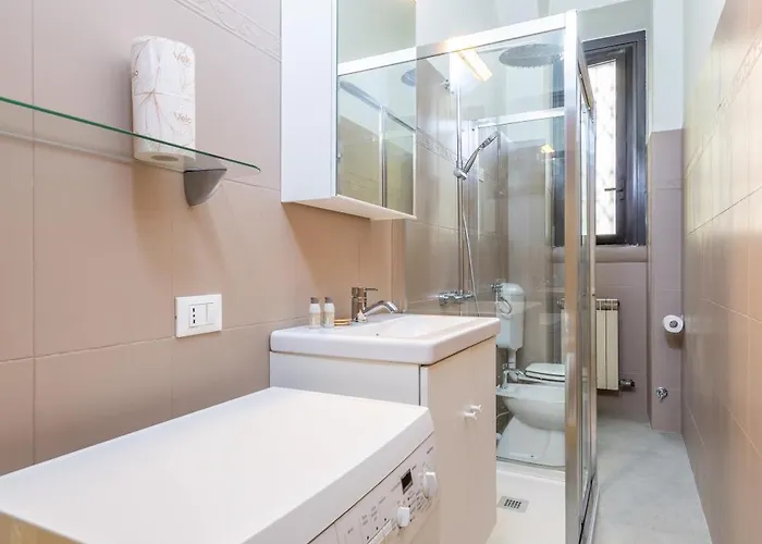 I-host Spacious 2br Near Center *