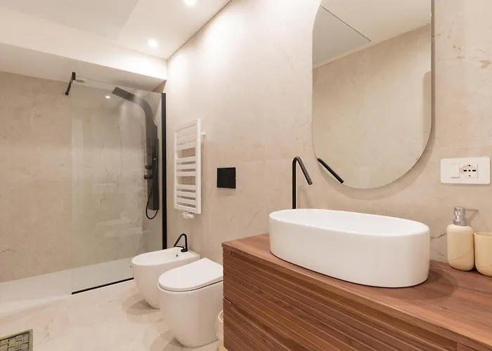 Guesthost - Luxury De Angeli, Lägenhet Milano