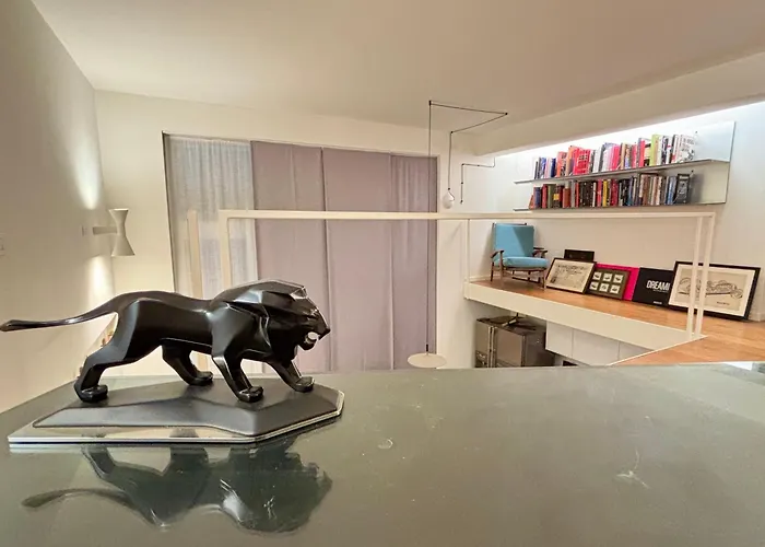 Apartment Loft In The Navigli-forum Area With Private Parking