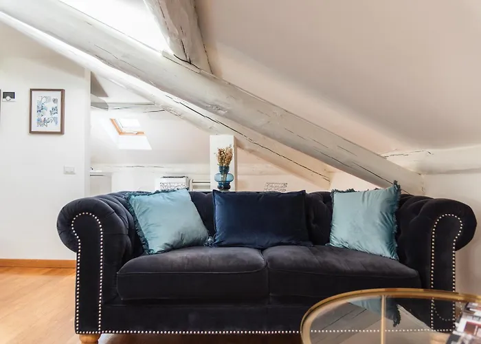 Apartment Youhosty - Piero Della Francesca 68 *