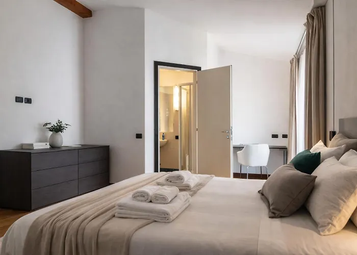 Attico I 7 Campanili Apartament Mediolan