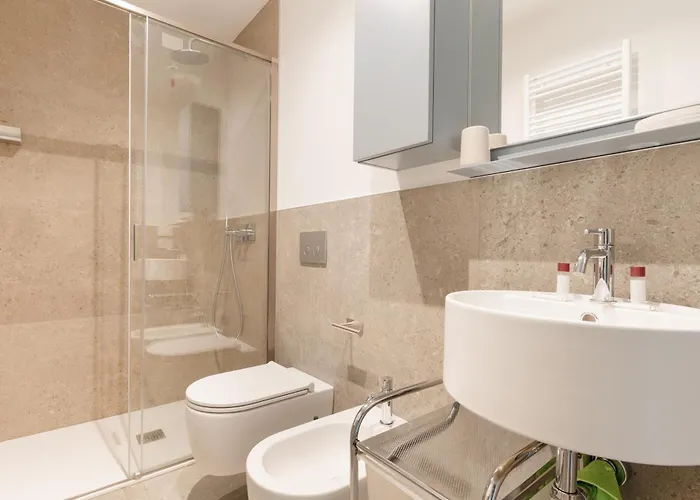 Guesthost - Cozy Balcony Porta Romana Μιλάνο