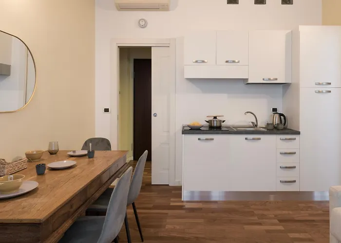 Elegant Luxury In Historic Center - M2 Apartment