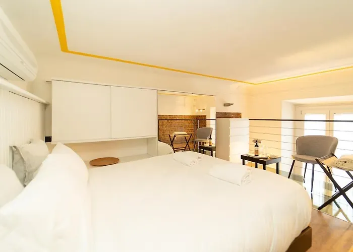 Country And Elegant Loft With Wifi And Ac *