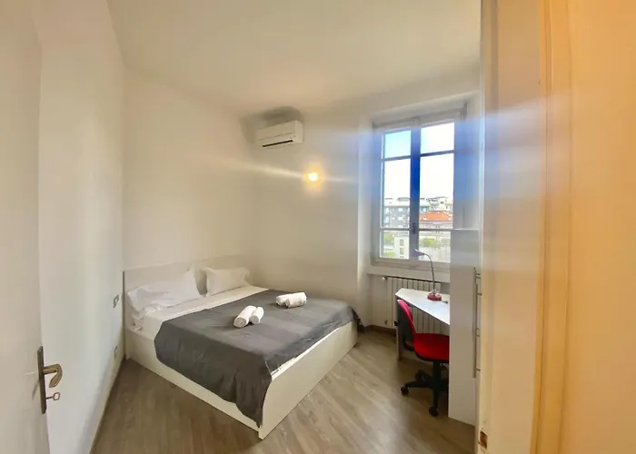 Lejlighed Palma Home, Elegante E Spaziosa Nel Cuore Della Citta Di Milano, Con Metropolitana M1 Gambara *