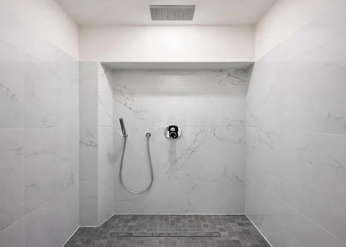 Black Lux 2br In Close To Navigli شقة