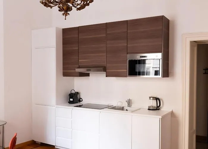 Stylish Walking Distance Duomo Mirable Pm Appartement