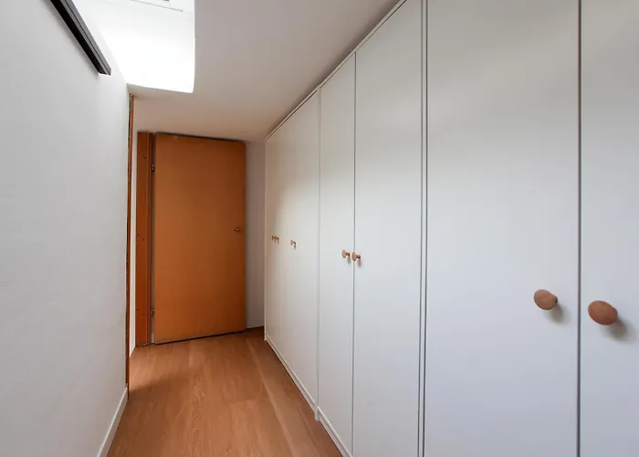 Cozy And Elegant Design Loft *