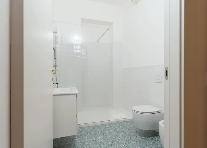 Guesthost - Comfy Terrazza Farini In Derganino