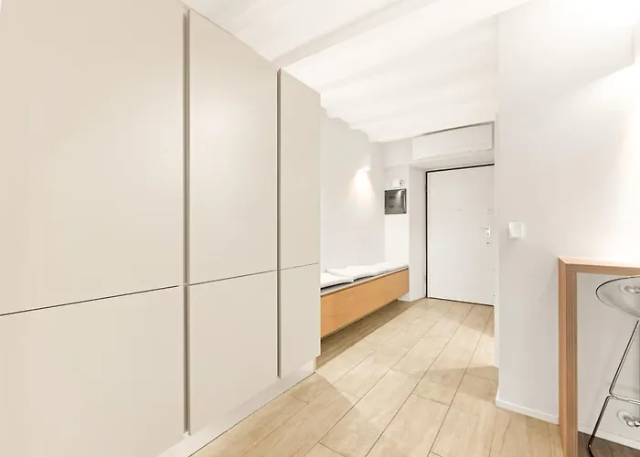 Stayeasy Rosales - Porta Garibaldi Design Flat Milan