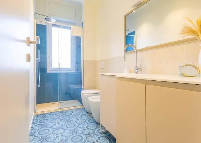 Spacious And Bright 2bdr, 2 Bathrooms Apartman