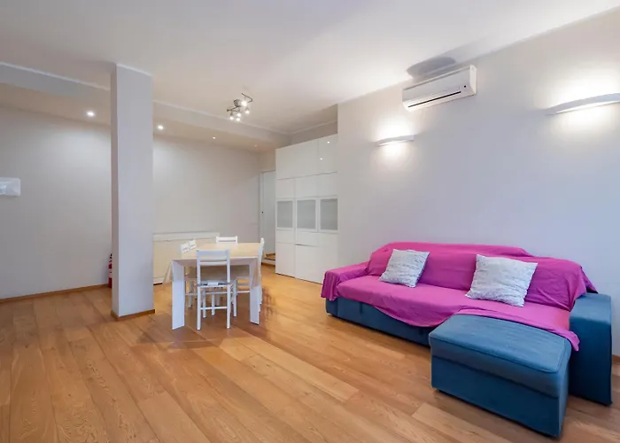 I Host - Nazario Sauro 14