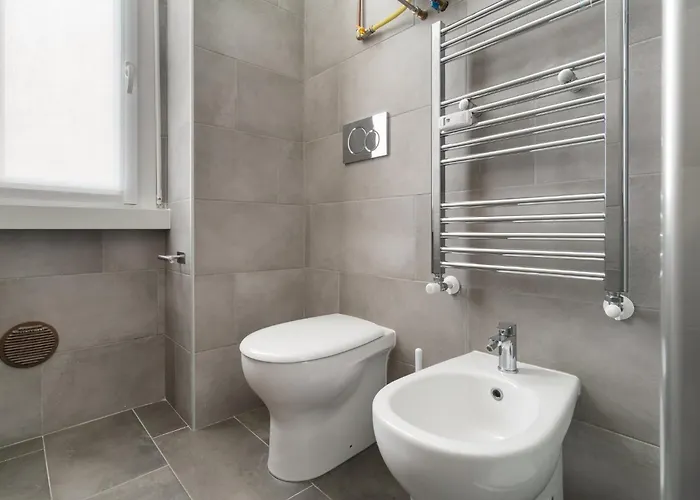 Guesthost - Modern Flat In Vigentino *