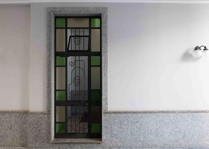 Bilocale Moderno Per 4 Vicino Mm Pasteur Via Venini *