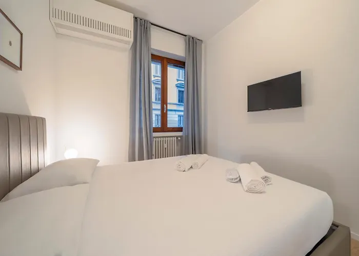 Tantardini House Near Navigli-bocconi Apartment