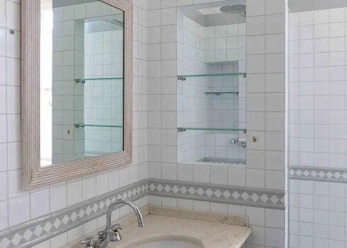 Bilocale Moderno Per 4 Vicino Mm Pasteur Via Venini Апартаменты *