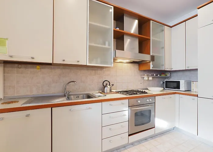 Apartment Primopiano - Montenero Mailand